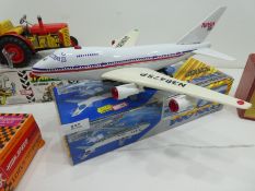 Tinplate battery powered Pan Am Boeing 747, boxed - good condition