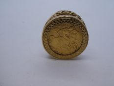 9ct yellow gold ring with mounted 1911 half sovereign, band marked 375, 9.1g approx, size Q