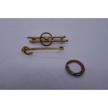 9ct yellow gold brooch marked '9ct Gold' together with horseshoe design example, 2.6g etc