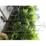 2 leaf folding garden trellis