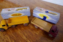 Dinky Articulated Lorry and Big Bedford Lorry in fair to good condition in fair original boxes (2)