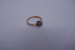 Unmarked two tone crossover design diamond ring set 2 approx 0.10 carat diamonds, size K, 1.8g appro