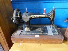 Vintage mahogany cased Singer sewing machine
