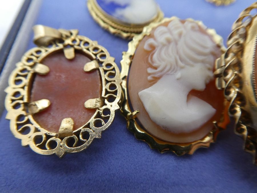 Collection of cameo earrings, pendants and brooches, including 18ct yellow gold blue cameo earrings - Image 3 of 4