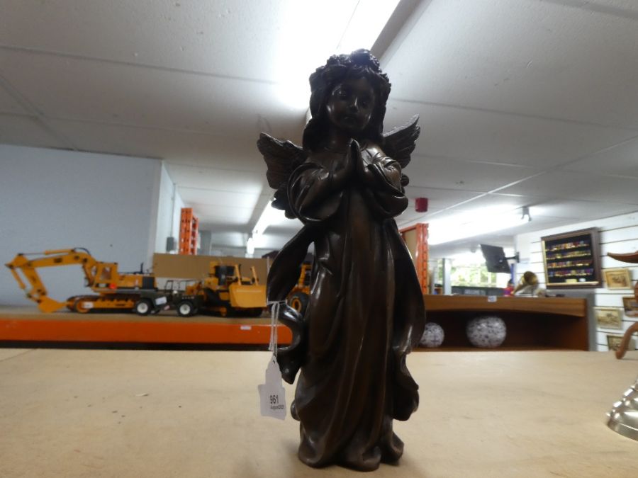 Bronze praying angel - Image 2 of 3