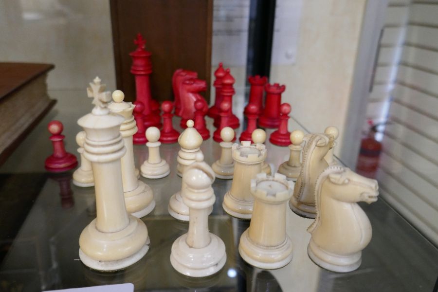 An early 20th century ivory chess set