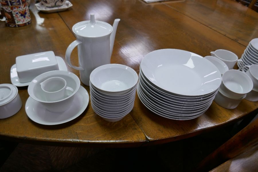 A quantity of white Rosenthal dinner and teaware - Image 4 of 4