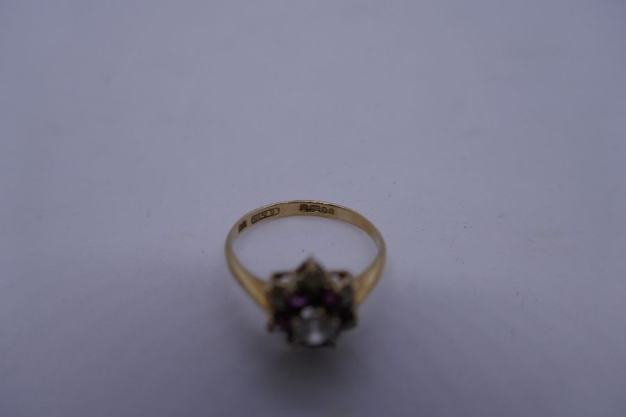 9ct yellow gold ladies ruby and clear stone cluster ring, size O, marked 375, 2g - Image 3 of 3