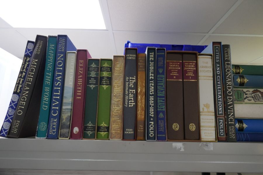 Large quantity of Folio Society books - Image 2 of 12