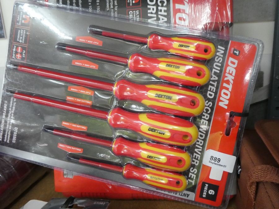 2 screwdriver sets - Image 2 of 2