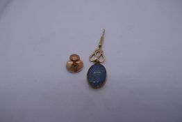 Pretty 9ct yellow gold pendant hung with a large opal, marked 375, 6cm, 4.6g approx, and a unmarked