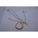 9ct yellow gold chain AF and single 9ct yellow gold hoop earring, 2.7g