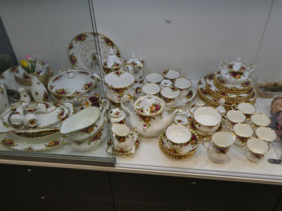 A quantity of Royal Albert Old Country Roses dinner and tea ware