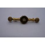 Victorian 15ct yellow gold 'Dumbell' brooch set central diamond approx. 0.10 pts, 5cm approx. 5.5g,