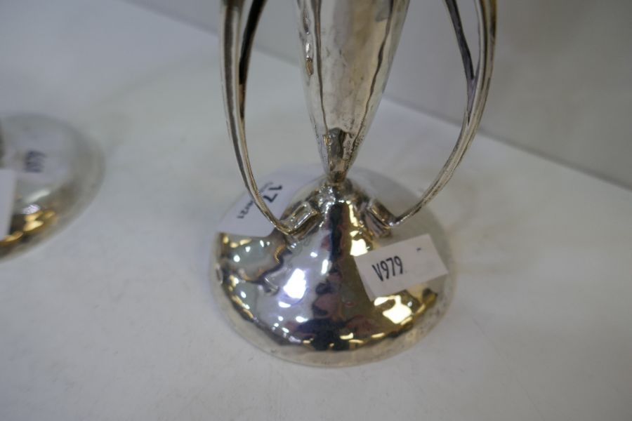 A pair of silver hammered vases in the Arts and Crafts style. Attractive items, with three handles h - Image 6 of 6