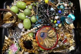 3 Boxes of costume jewellery to incl. amber coloured necklace, beads, etc