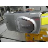 Olympus digital zoom camera with memory card