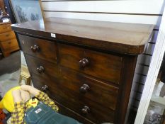 Mahogany chest of 2 short over 3 long drawers