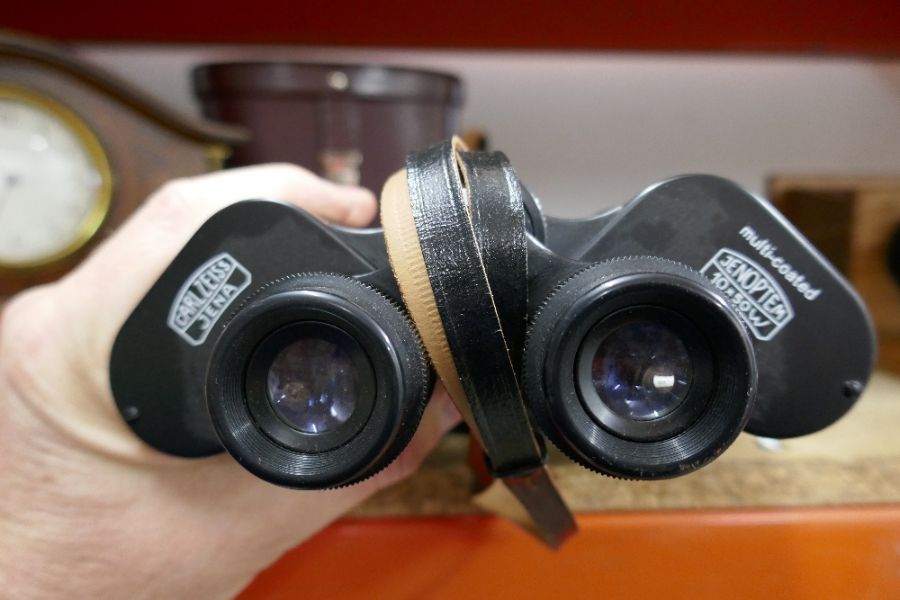 A pair of Carl Zeiss 10 x 50 wide binoculars and an 8-day French wooden mantle clock - Image 2 of 4