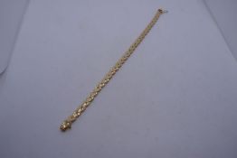 Pretty 14K yellow gold leaf design bracelet, marked 14K, 18cm, 8.1g approx