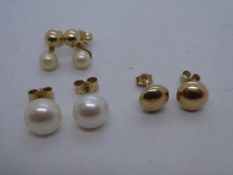 Pair of 9ct yellow gold studs, 9ct studs each with pearls and a pair of 9ct pearl stud earrings