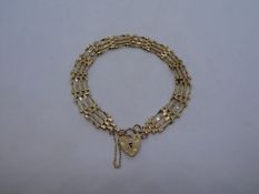 Pretty and small four gate link bracelet with heart shaped clasp, marked 375, 4.5g approx.