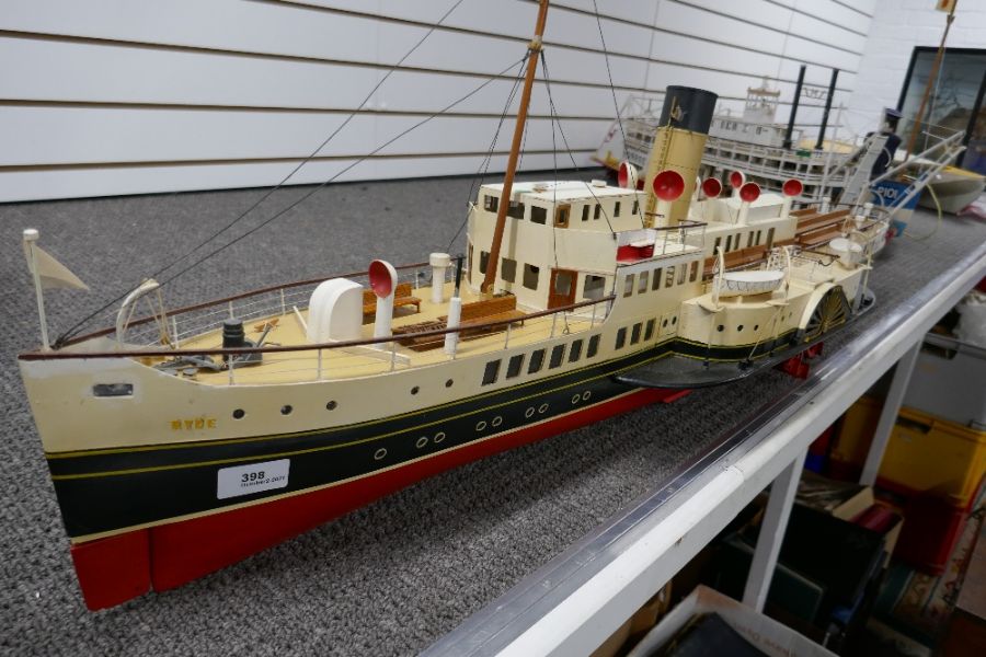 Remote Control model Paddle Steamer "Ryde Ferry" of very good detail, complete with all internal wor - Image 2 of 3