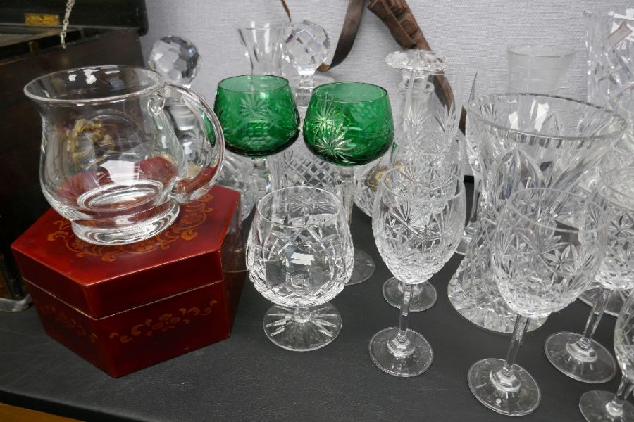 Mixed glassware and sundry - Image 2 of 3