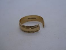 9ct yellow gold wedding band AF cut, marked 375, 2.3g approx