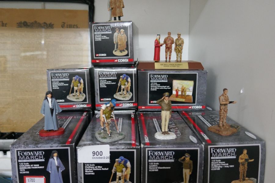 A selection of Corgi Forward March figures, all boxed - Image 5 of 5