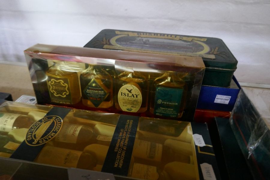 A quantity of boxed sets of Scottish and Irish whisky - Image 4 of 6
