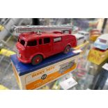 Dinky 555 fire engine very good in good box