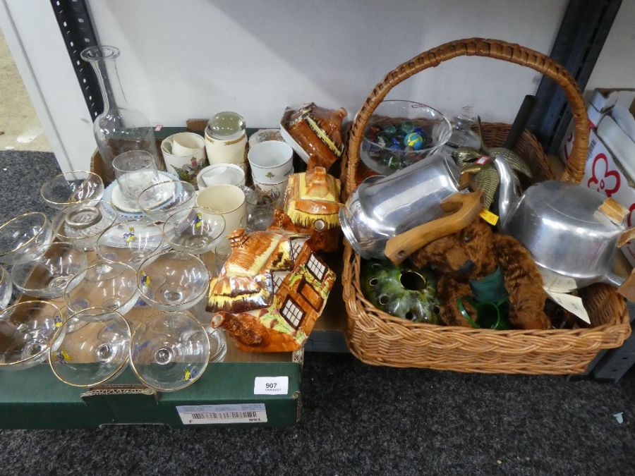 Box of mixed glassware including Babycham glasses, novelty pots and basket containing Studio pottery