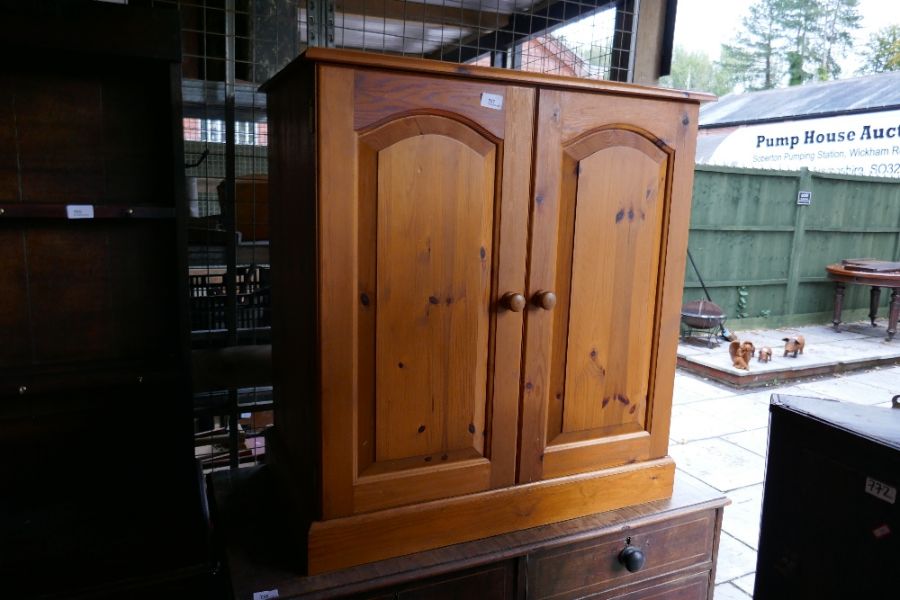 Waxed pine two door storage cupboard with pull out desk - Image 6 of 6