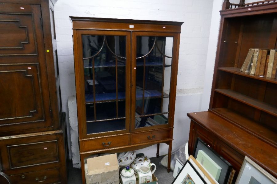 Edwardian inlaid mahogany glazed two door display cabinet with two drawers - Image 2 of 2