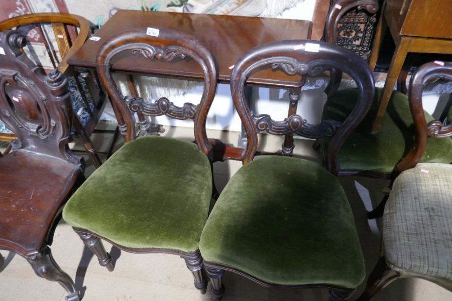 A set of 4 Victorian mahogany balloon back dining chairs upholstered in green velvet, another and vi - Image 6 of 8