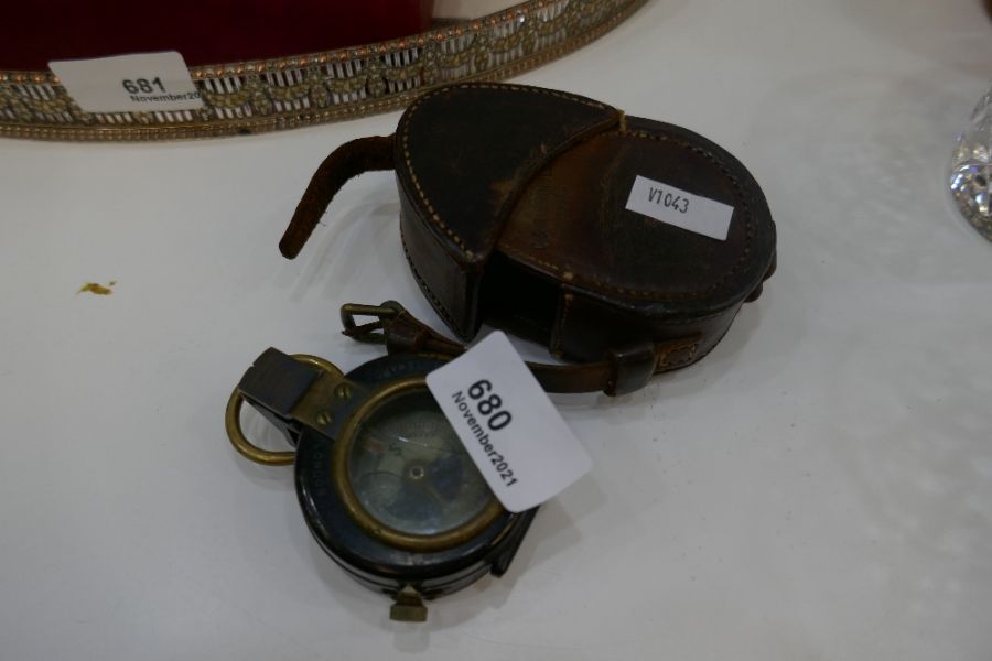 A vintage compass in its original case, dated 1917. Maker J H Steward, London AF - Image 3 of 4