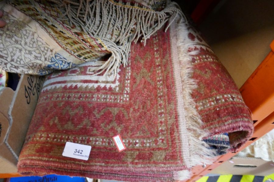 Vintage rugs, etc - Image 4 of 5