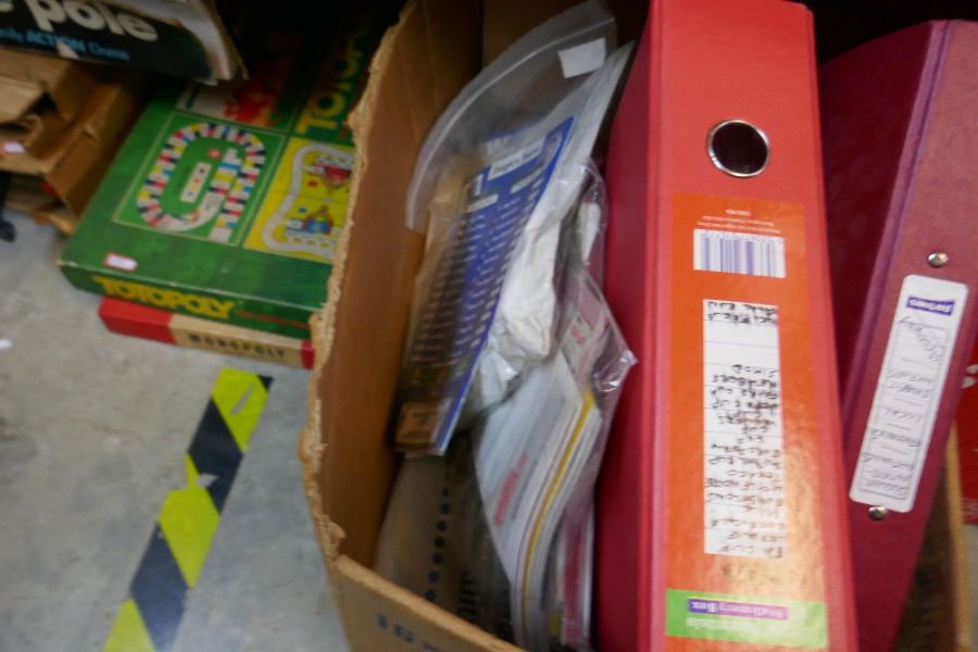 A box of mixed football programmes etc - Image 8 of 8