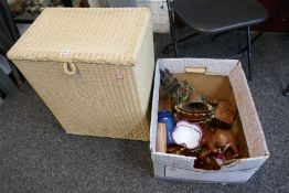 Box of collectable brassware etc to incl. Brass bell with Galleon, two brass wall plaques, Torquay i