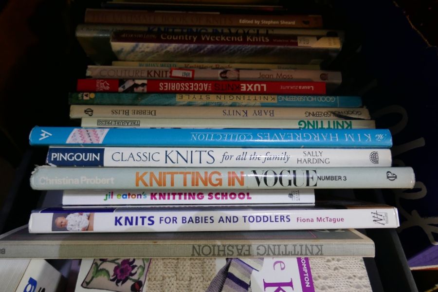 Two boxes of knitting patterns and books relating to the same - Image 2 of 11