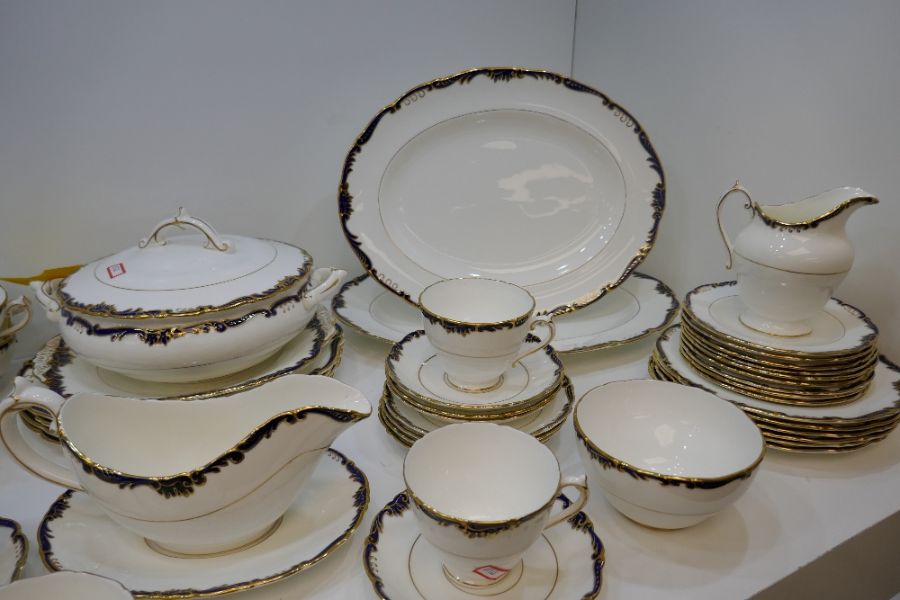 A collection of Spode china to include coffee cups, saucers, tea cups and cake plate etc, 'Lancaster - Image 4 of 12