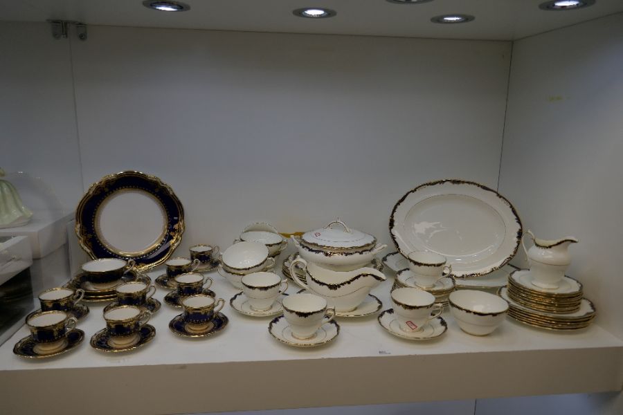 A collection of Spode china to include coffee cups, saucers, tea cups and cake plate etc, 'Lancaster - Image 7 of 12