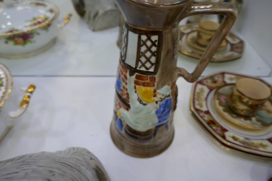 A pair of Royal Albert 'Lady Hamilton' tea cups and saucers. Radford pottery jug depicting tavern sc - Image 5 of 5