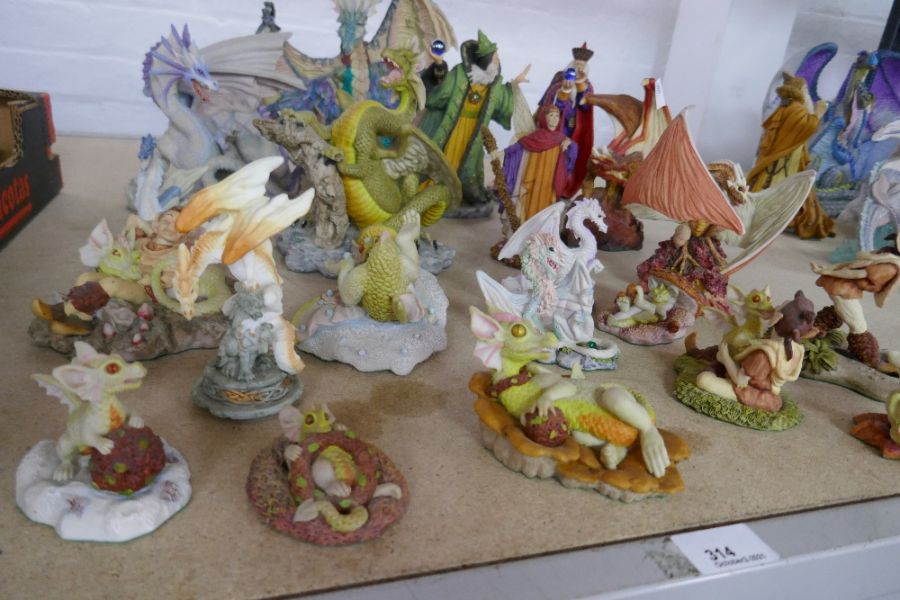 Enchantica, a quantity of mystical dragons and figures by Holland Studio craft - Image 4 of 7