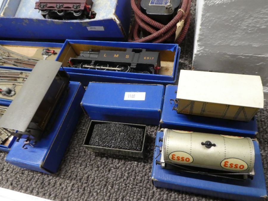 A quantity of Hornby OO gauge to include locomotives, The Duchess of Athol and one other with quanti - Image 3 of 6