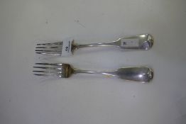 A pair of heavy Georgian, Irish silver forks. Hallmarked Dublin 1811 Richard Whitford with the Retai