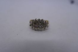 18ct yellow gold diamond cluster ring, one stone missing, approx 21 small diamonds, marked 750 size