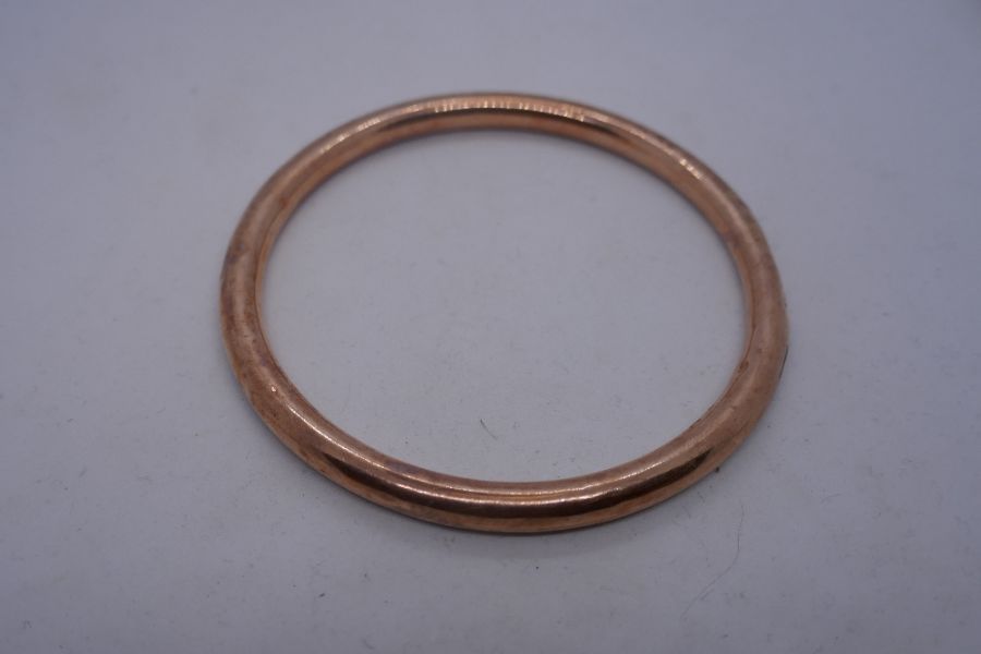 9ct Rose gold bangle, marked 9, AF, cracked, 8cm diameter, approx 13g