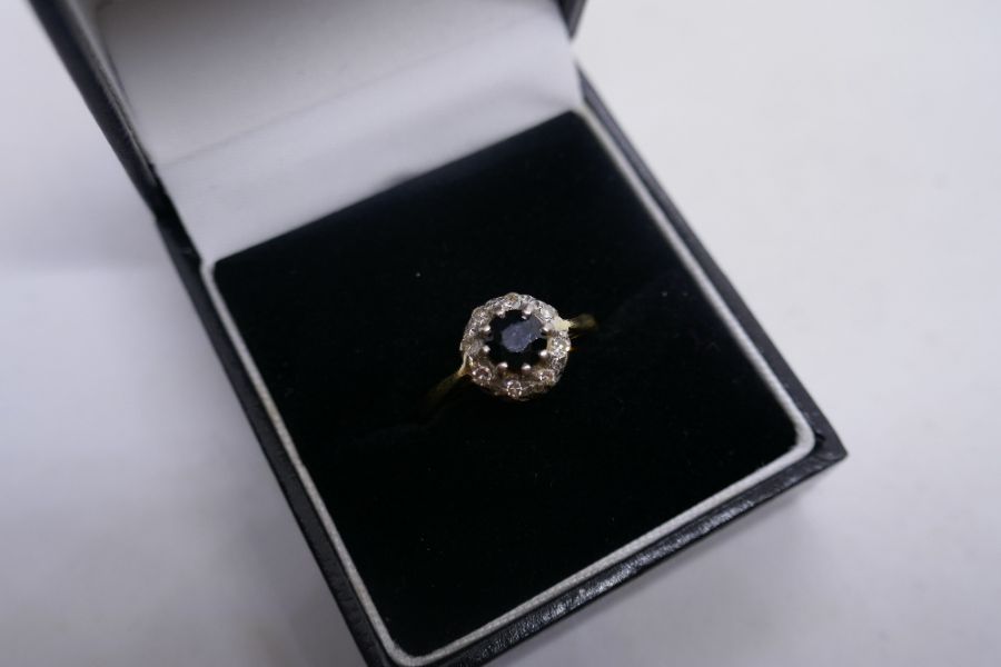 18ct Sapphire and diamond cluster ring, marked 8ct, size K/L, approx 3g - Image 2 of 8